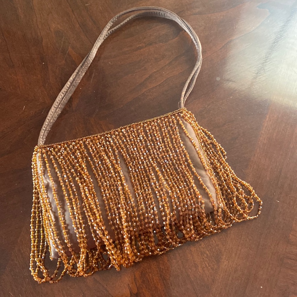 🦊 Cache brown beaded evening bag.
